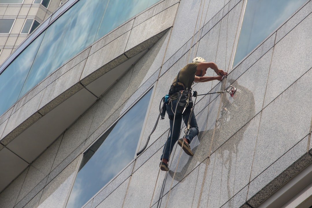 Professional Cleaning Team in Kuwait